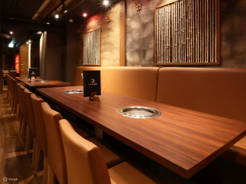 Yakinikuya Daibokujo (焼肉屋 大牧場) at Nippombashi Station - Selected Wagyu Beef Yakiniku BBQ