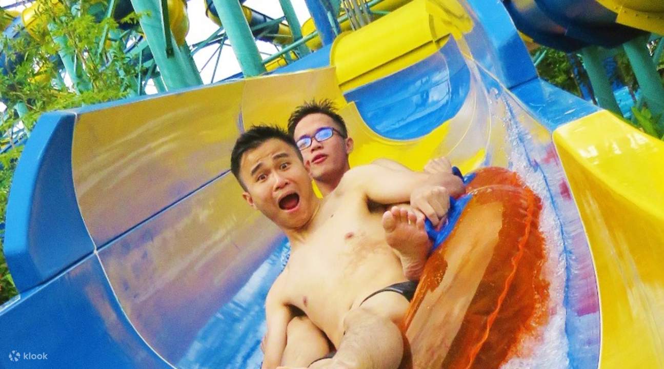 water park at ESCAPE Adventureplay Theme Park